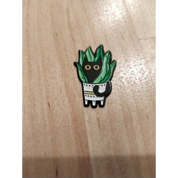 Golf Ball Markers (set of 4 black cat markers) - Picture 7 of 9